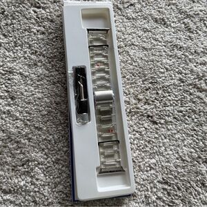 NWT | Clear Plastic Link Apple Watch Band